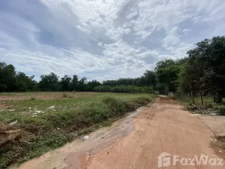 出售 土地 在 Klaeng, Rayong