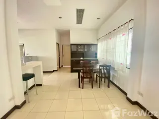 À louer 2 chambres maison à Mueang Chiang Mai, Chiang Mai