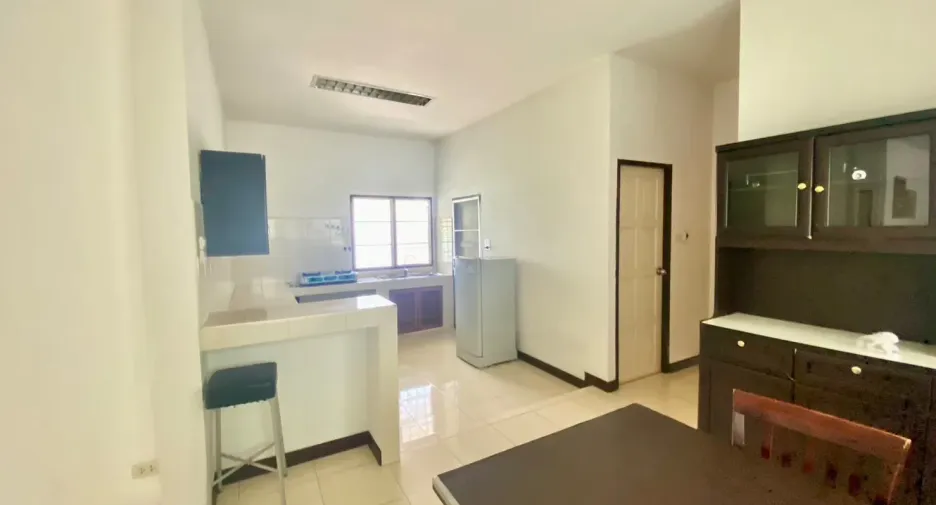 For rent 2 bedrooms house in Mueang Chiang Mai, Chiang Mai