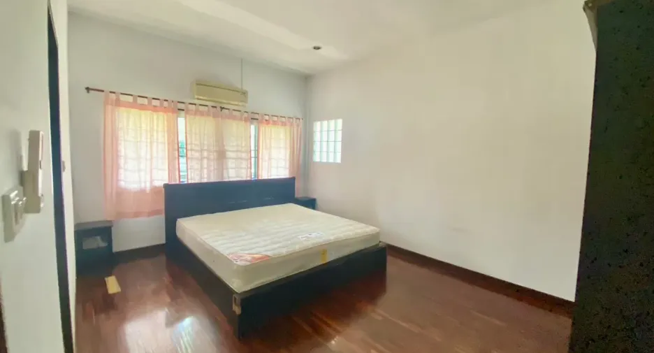 For rent 2 bedrooms house in Mueang Chiang Mai, Chiang Mai