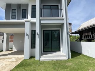 Haus zum Kauf mit 4 Zimmer in Mueang Chiang Mai, Chiang Mai
