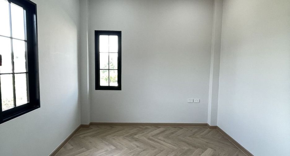出售 4 卧室 独立屋 在 Mueang Chiang Mai, Chiang Mai