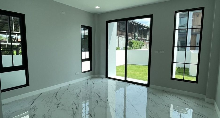 出售 4 卧室 独立屋 在 Mueang Chiang Mai, Chiang Mai