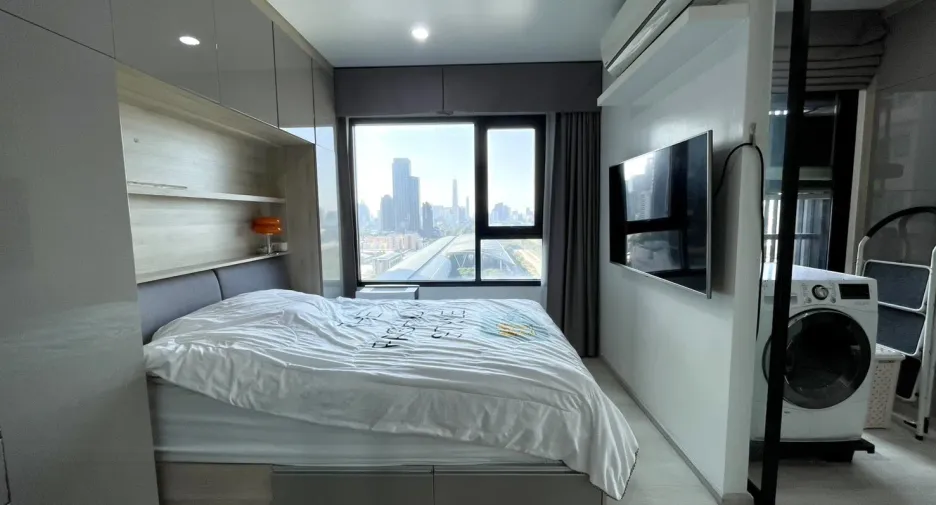À louer 1 chambre condo à Watthana, Bangkok