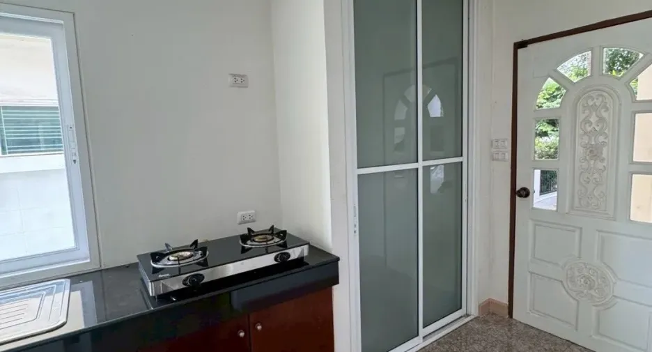 For rent 3 bedrooms house in San Sai, Chiang Mai