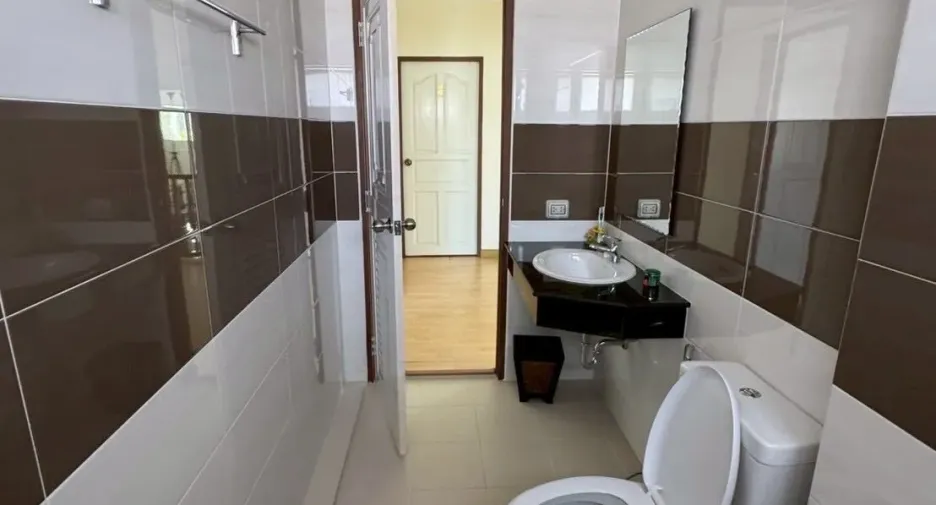 For rent 3 bedrooms house in San Sai, Chiang Mai