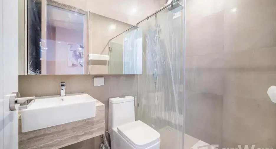 For rent 1 bed condo in Ratchathewi, Bangkok
