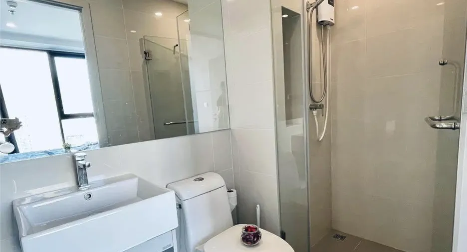 For rent 1 bed condo in Sathon, Bangkok