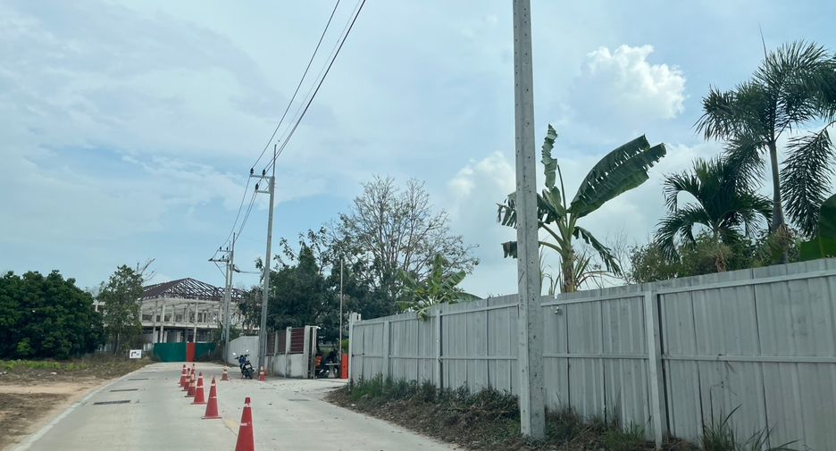À vendre terrain à Bang Lamung, Chonburi