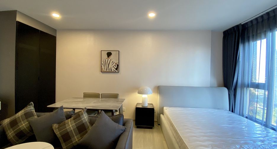 Wohnung zur Miete mit 1 Zimmer in Phra Khanong, Bangkok