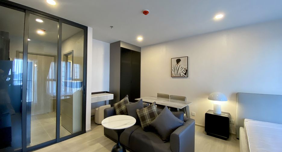 Wohnung zur Miete mit 1 Zimmer in Phra Khanong, Bangkok