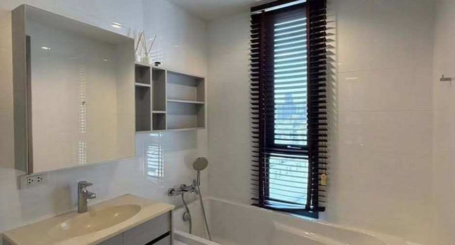Condo en alquiler de 2 habitaciones en Watthana, Bangkok