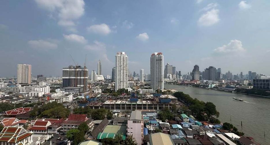 For rent 2 bedrooms condo in Khlong San, Bangkok