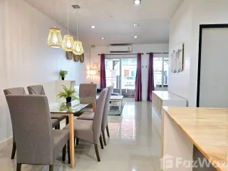 出售 和 出租 3 卧室 联排别墅 在 Mueang Chiang Mai, Chiang Mai