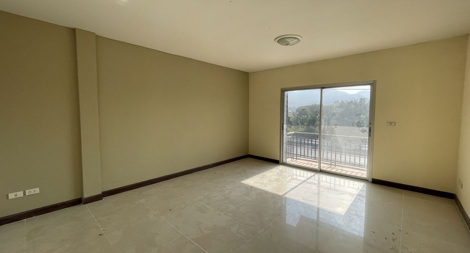 For rent 3 bedrooms retail Space in Hua Hin, Prachuap Khiri Khan