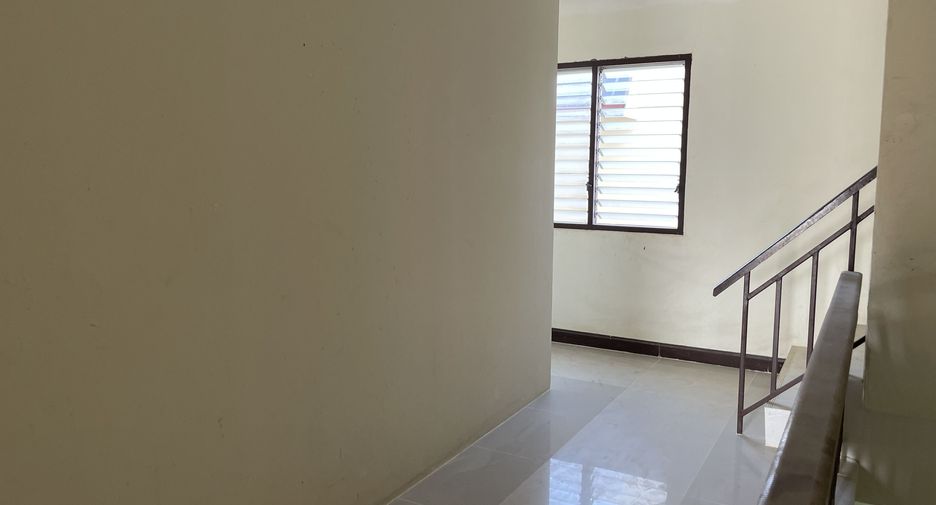 For rent 3 bedrooms retail Space in Hua Hin, Prachuap Khiri Khan