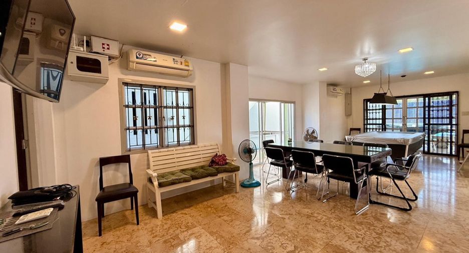For rent and for sale 7 bedrooms house in Bang Lamung, Chonburi