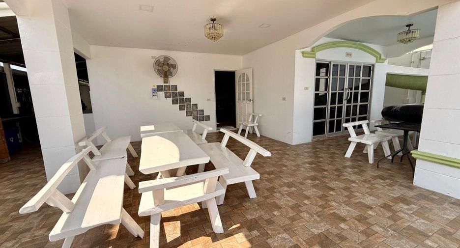For rent and for sale 7 bedrooms house in Bang Lamung, Chonburi
