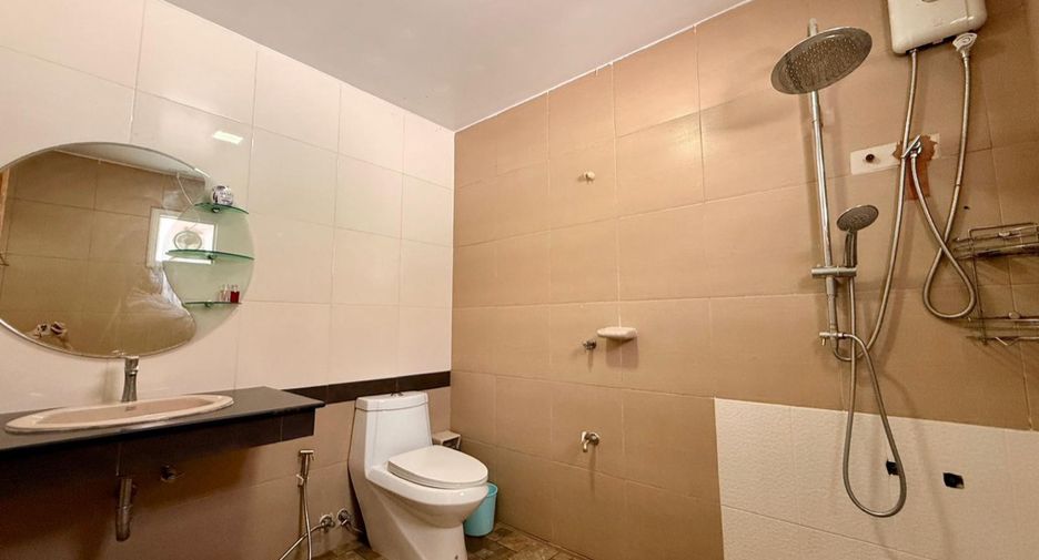 For rent and for sale 7 bedrooms house in Bang Lamung, Chonburi