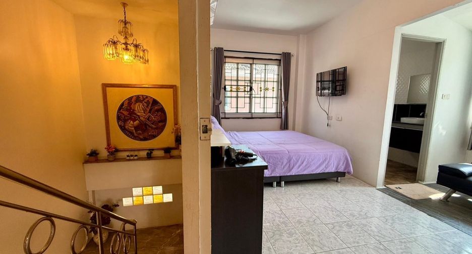 For rent and for sale 6 bedrooms house in Bang Lamung, Chonburi