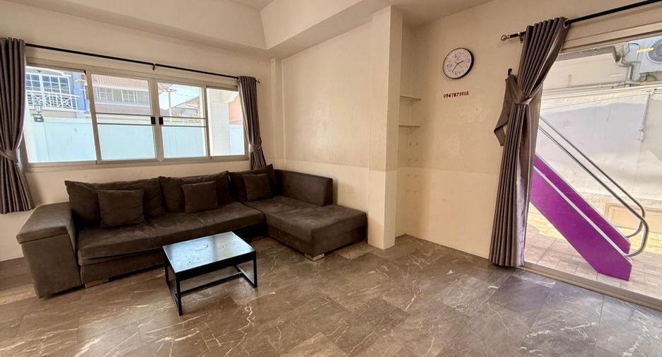 For rent and for sale 6 bedrooms house in Bang Lamung, Chonburi