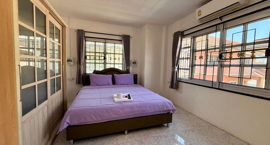 For rent and for sale 6 bedrooms house in Bang Lamung, Chonburi