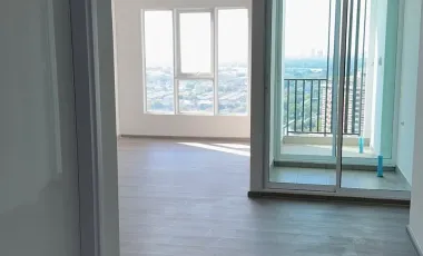 For sale studio condo in Bang Na, Bangkok