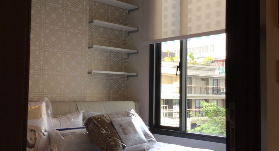 For rent 1 bed condo in Khlong Toei, Bangkok