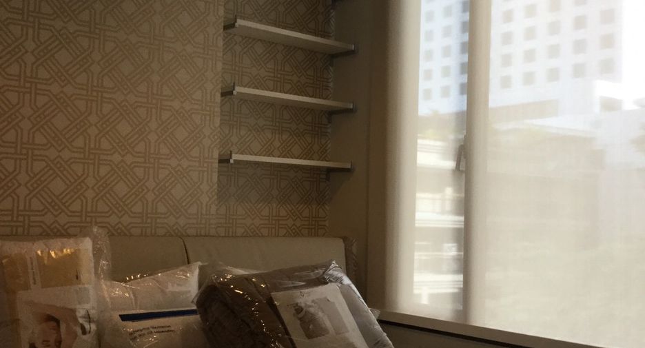 For rent 1 bed condo in Khlong Toei, Bangkok