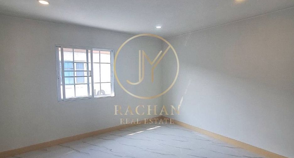 For sale 3 ベッドルーム townhouse in Bang Bua Thong, Nonthaburi