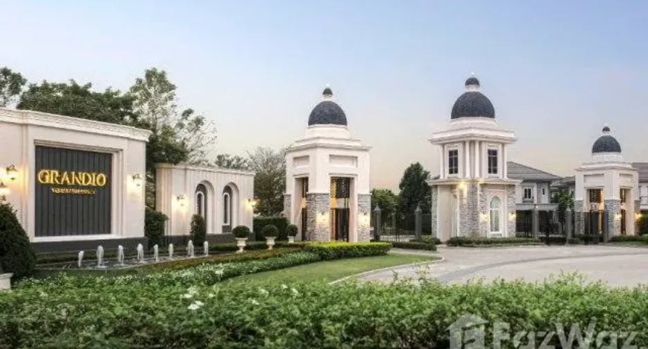 For rent 4 bedrooms house in Khlong Luang, Pathum Thani