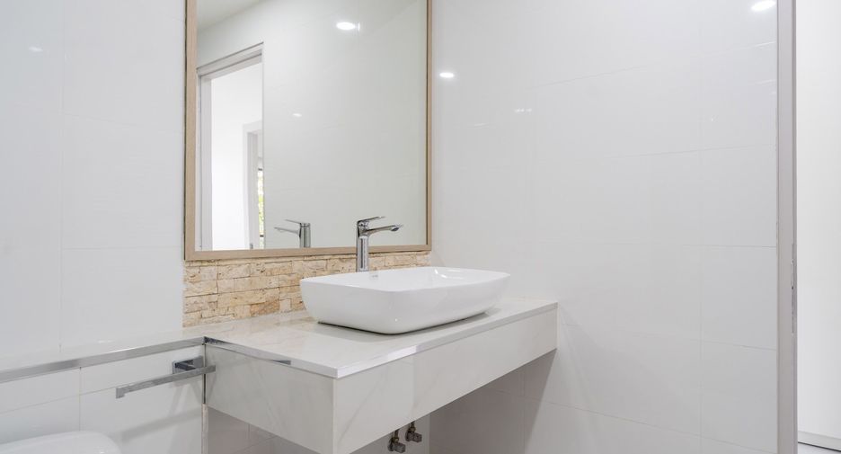 For sale 2 bedrooms condo in Thalang, Phuket