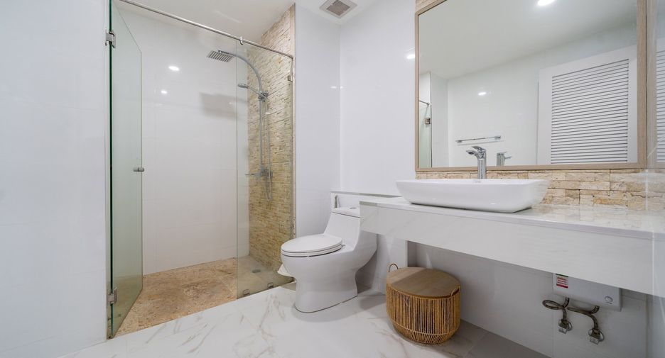 For sale 2 bedrooms condo in Thalang, Phuket