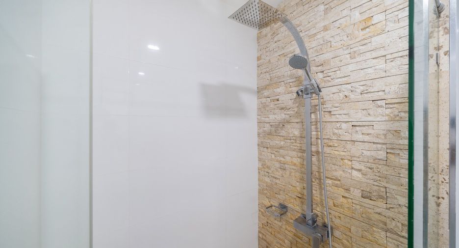 For sale 2 bedrooms condo in Thalang, Phuket