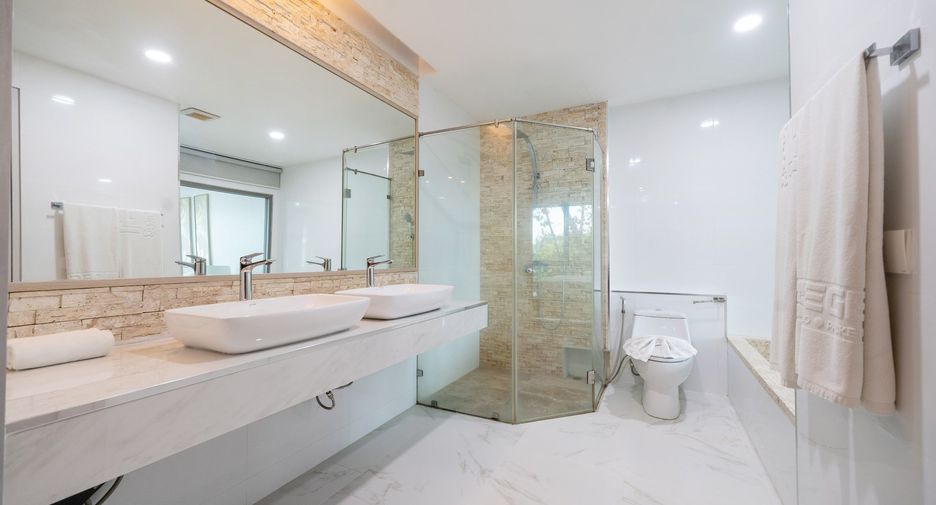 For sale 2 bedrooms condo in Thalang, Phuket