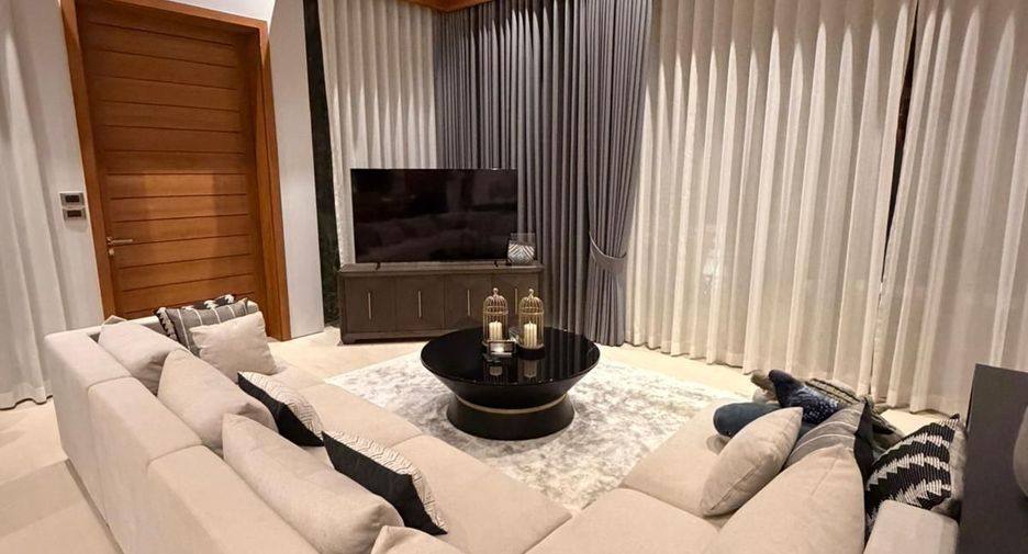 For sale 4 bedrooms villa in Thalang, Phuket