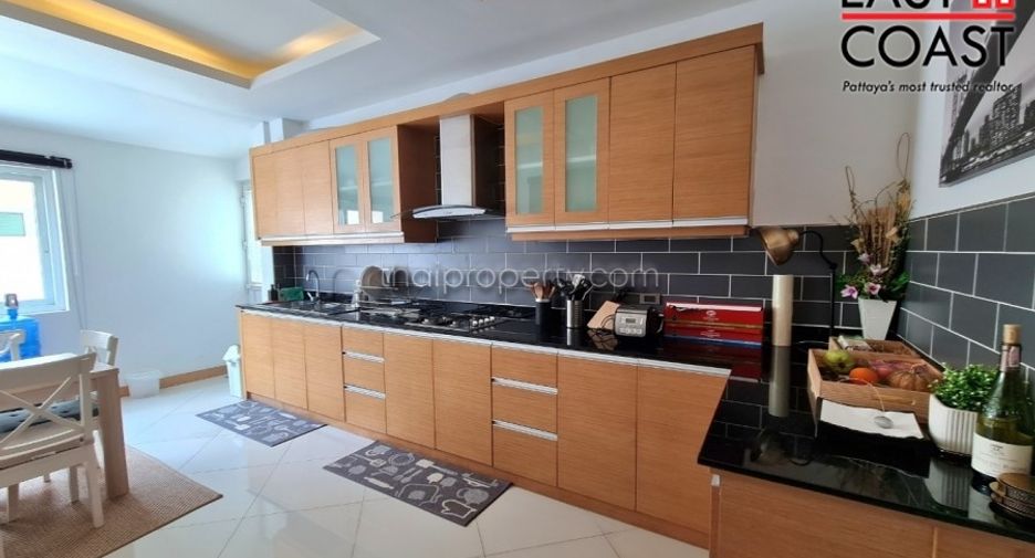 For rent 5 bedrooms house in Bang Lamung, Chonburi