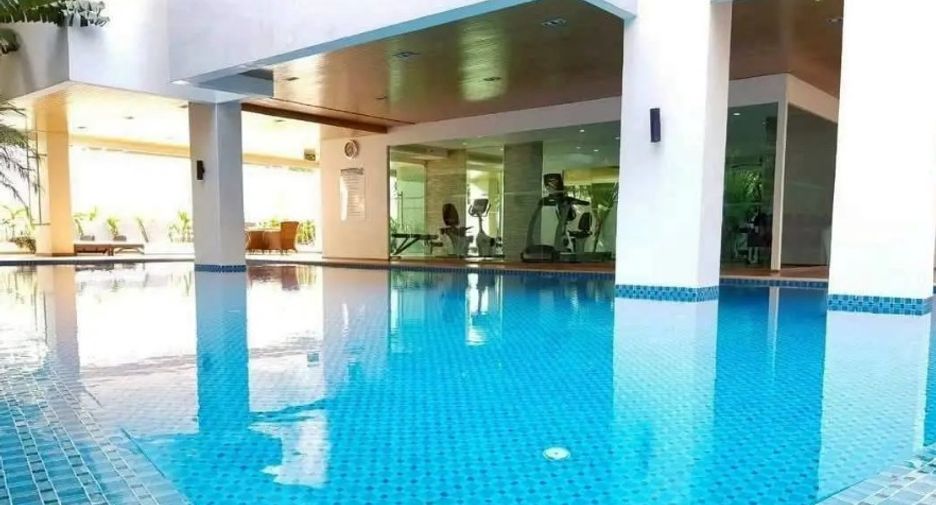 For sale 1 bed condo in Bang Lamung, Chonburi