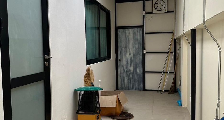 Villa zum Kauf mit 3 Zimmer in Bang Lamung, Chonburi