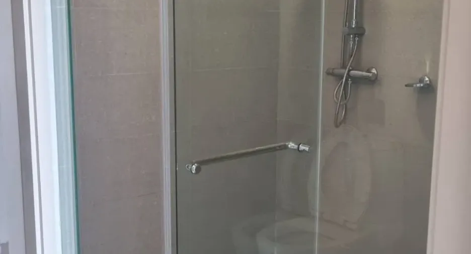 For rent 2 bedrooms condo in Pathum Wan, Bangkok