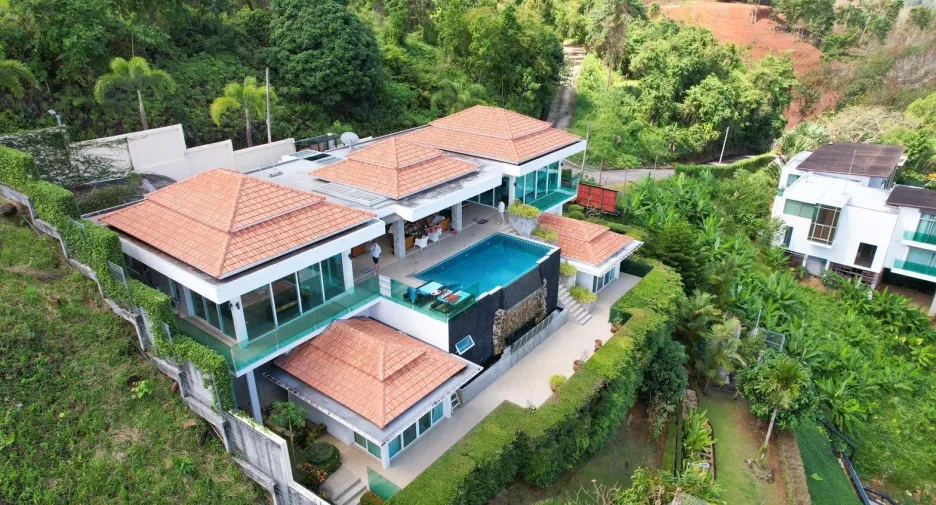 Villa en venta y en alquiler de 5 habitaciones en Thalang, Phuket