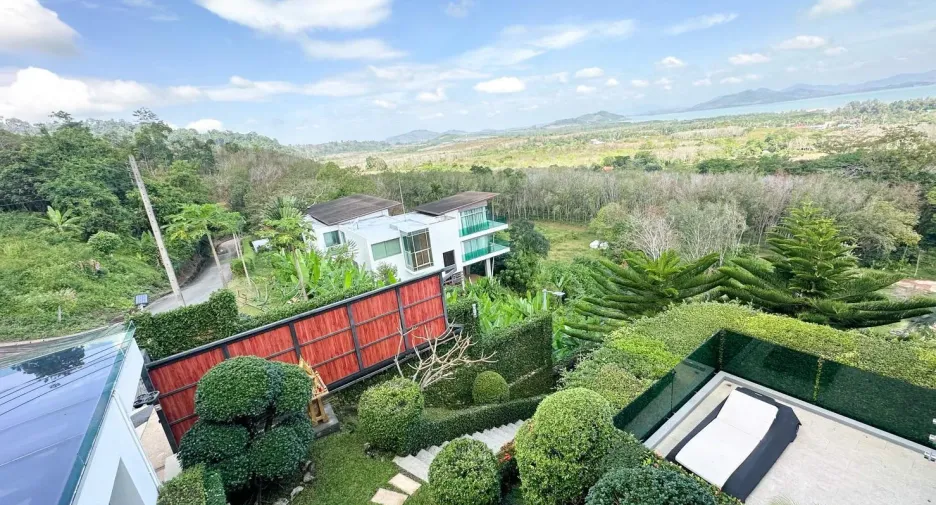 Villa en venta y en alquiler de 5 habitaciones en Thalang, Phuket