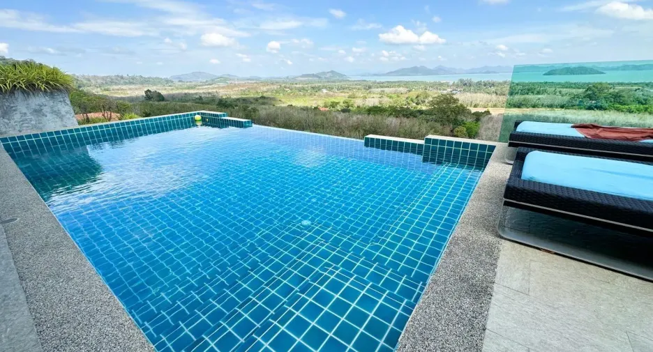 Villa en venta y en alquiler de 5 habitaciones en Thalang, Phuket