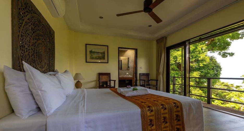 For sale and for rent 4 bedrooms villa in Kathu, Phuket