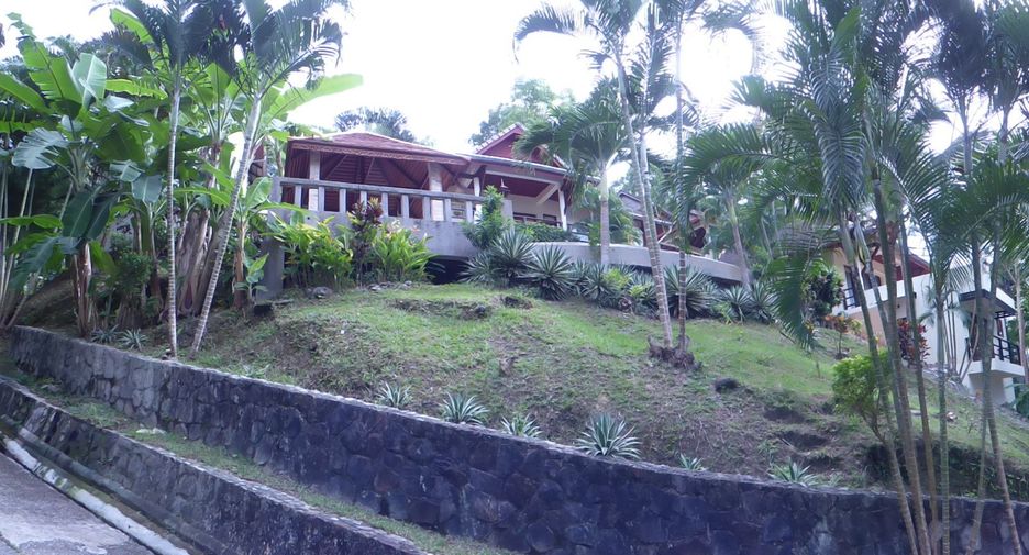 For sale and for rent 4 bedrooms villa in Kathu, Phuket