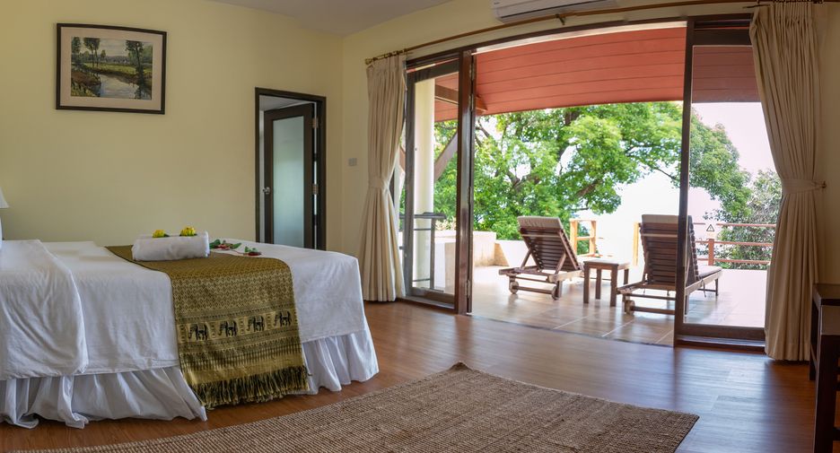 For sale and for rent 4 bedrooms villa in Kathu, Phuket