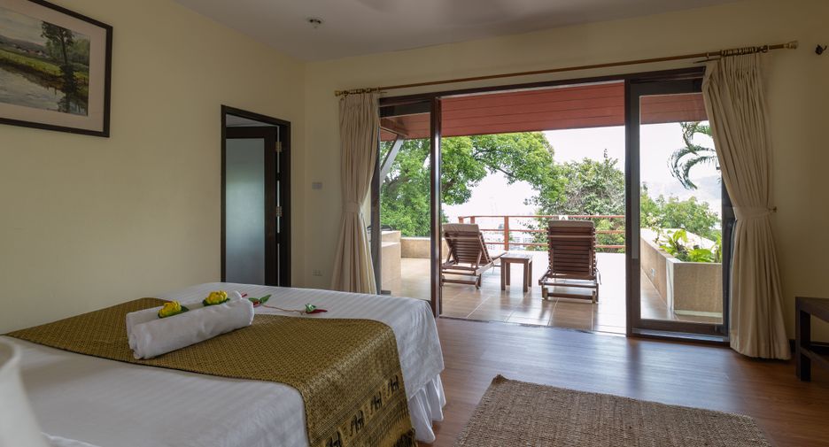 For sale and for rent 4 bedrooms villa in Kathu, Phuket