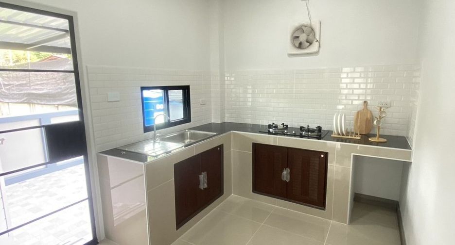 For sale 3 bedrooms house in Saraphi, Chiang Mai
