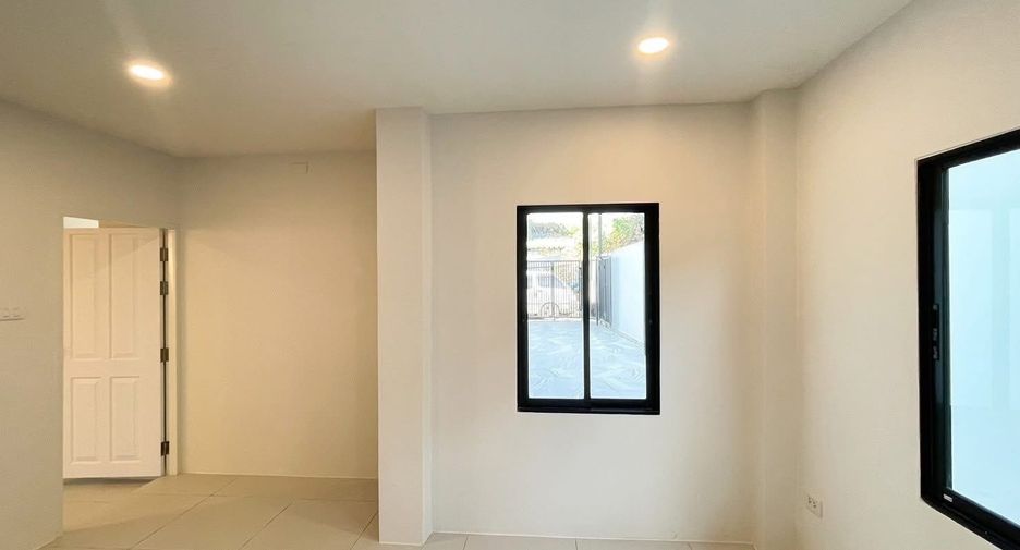 For sale 3 bedrooms townhouse in Mueang Chiang Mai, Chiang Mai