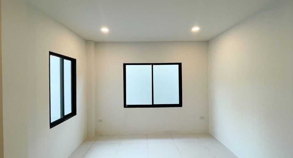 For sale 3 bedrooms townhouse in Mueang Chiang Mai, Chiang Mai